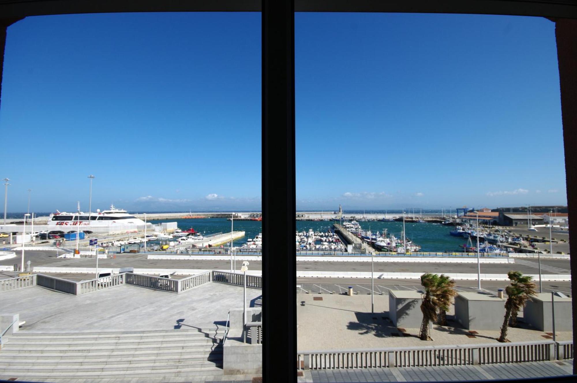 Livingtarifa Apartamento El Puerto Exterior photo